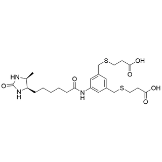 3,3'-(((5-(6-((4R,5S)-5-methyl-2-oxoimidazolidin-4-yl)hexanamido)-1,3-phenylene)bis(methylene))bis(sulfanediyl))dipropionic acid